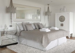 Angmering On Sea Luxury Holiday Rental_WhiteBedroom