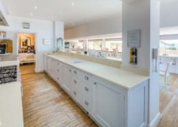 Luxury Beach house accommodation West Sussex