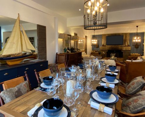 New England Luxury Beach House West Sussex dining table