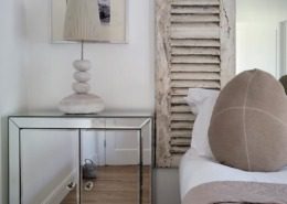 New England Luxury Beach House West Sussex Pebble Room